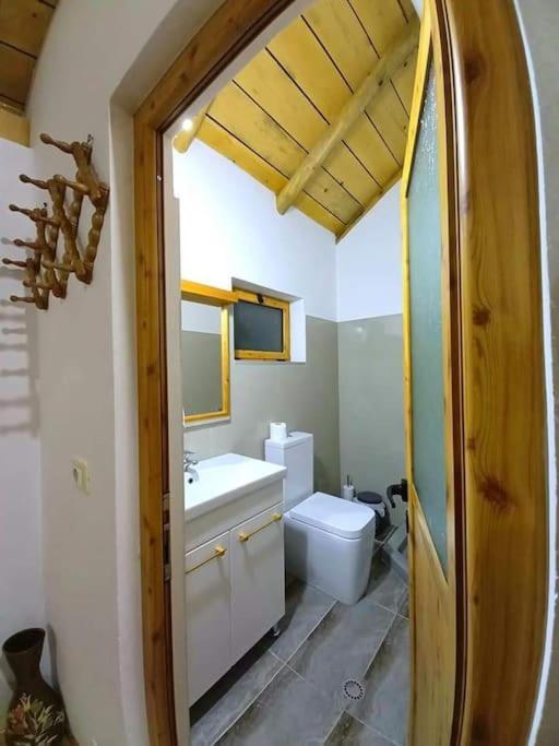 Bujtina Peshtan Guesthouse&Camping Tepelene المظهر الخارجي الصورة