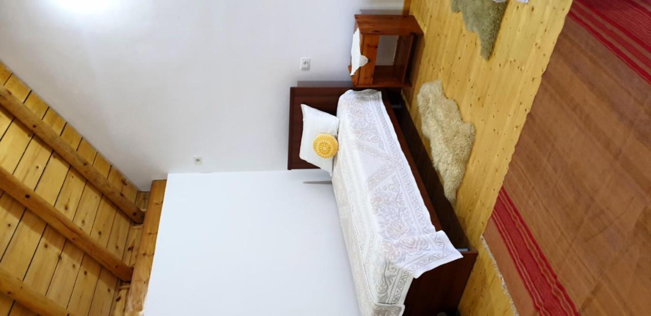 Bujtina Peshtan Guesthouse&Camping Tepelene المظهر الخارجي الصورة