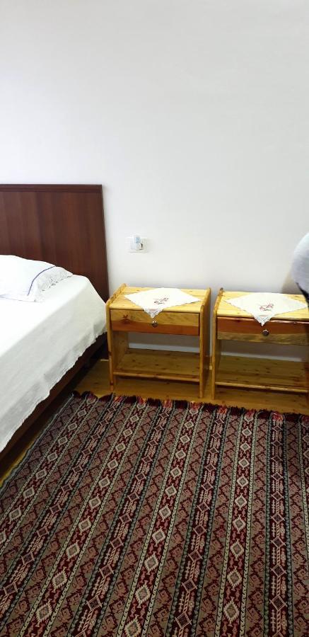 Bujtina Peshtan Guesthouse&Camping Tepelene المظهر الخارجي الصورة